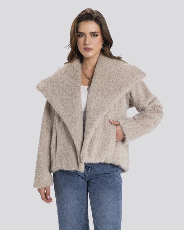 The Fluffy jacket-Beige