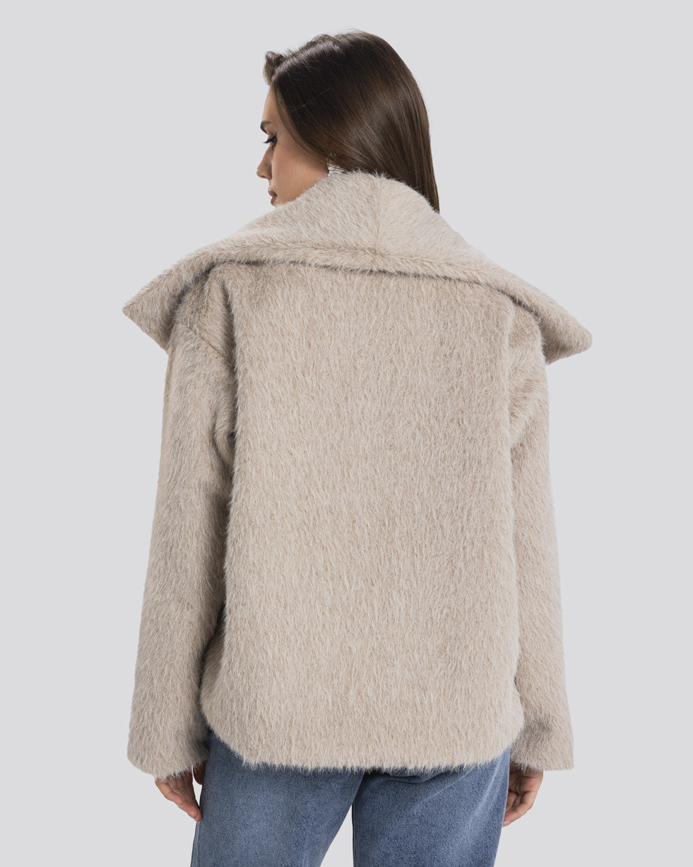 The Fluffy jacket-Beige