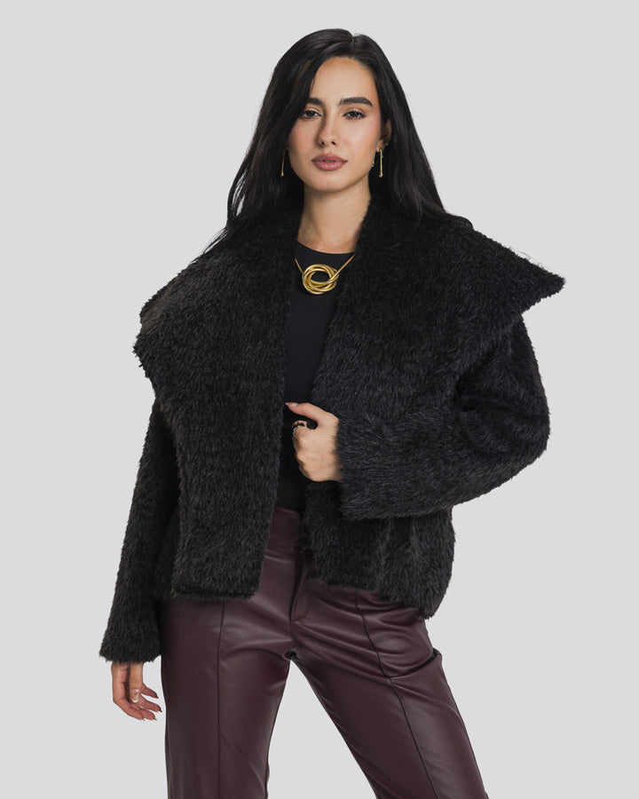 The Fluffy jacket-Black