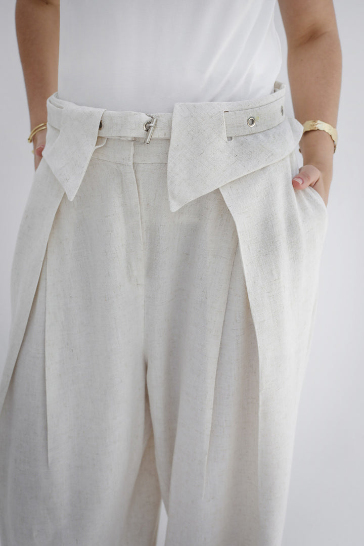 Eyelets Linen Pants -Beige