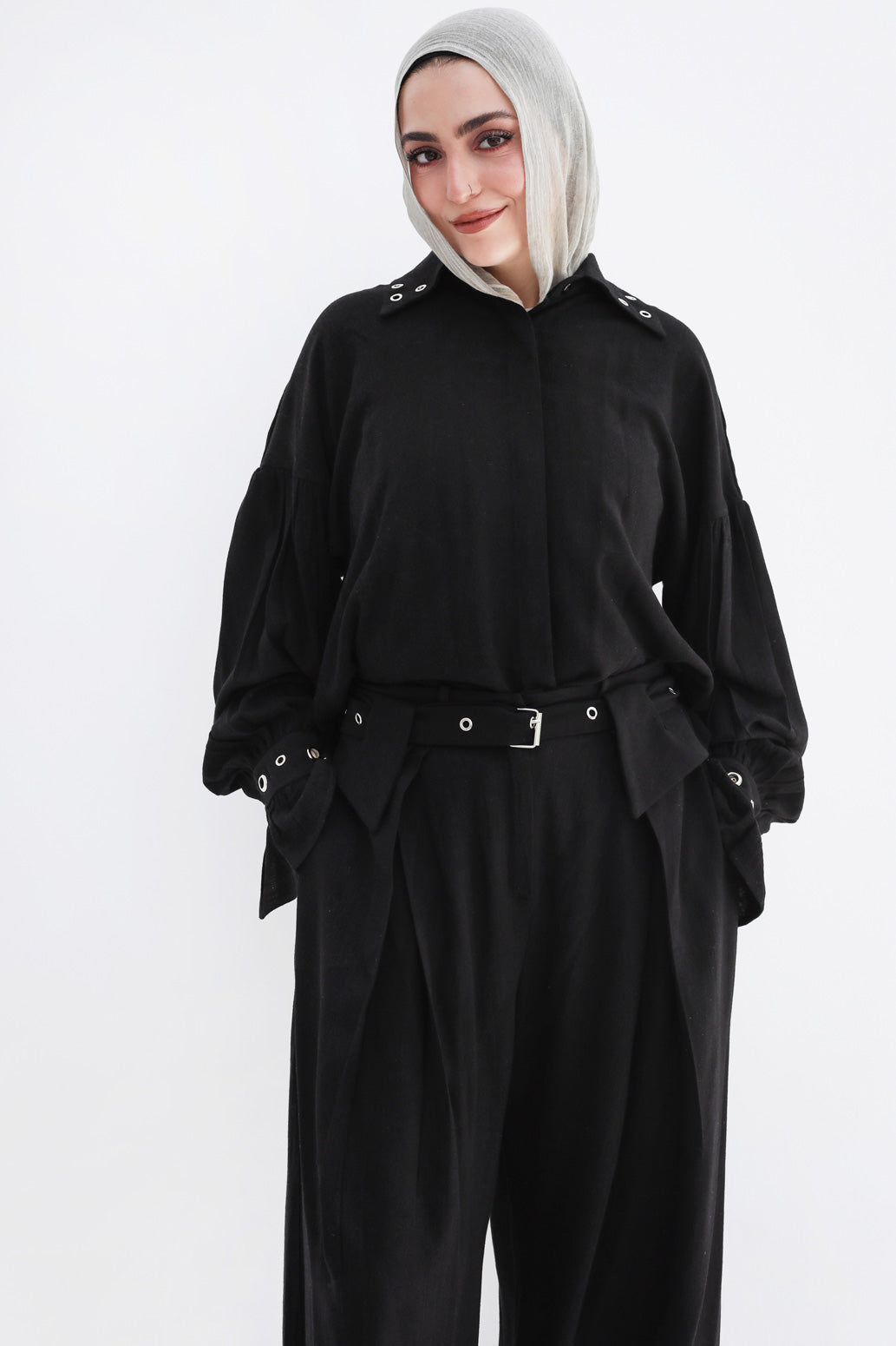 Eyelets linen Set - Black