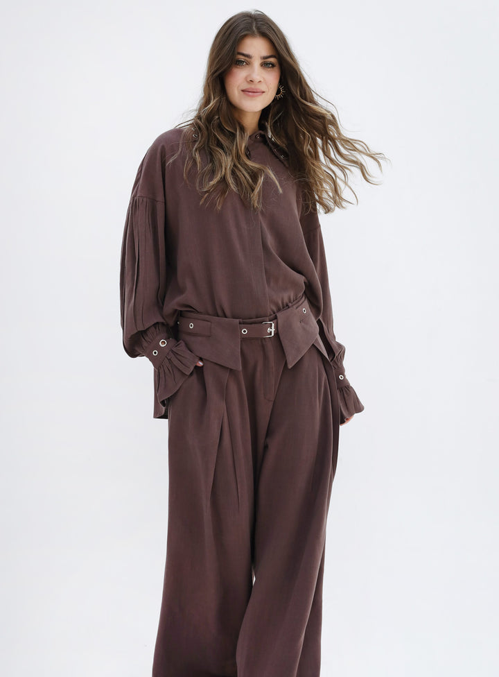 Eyelets Linen Set - Brown