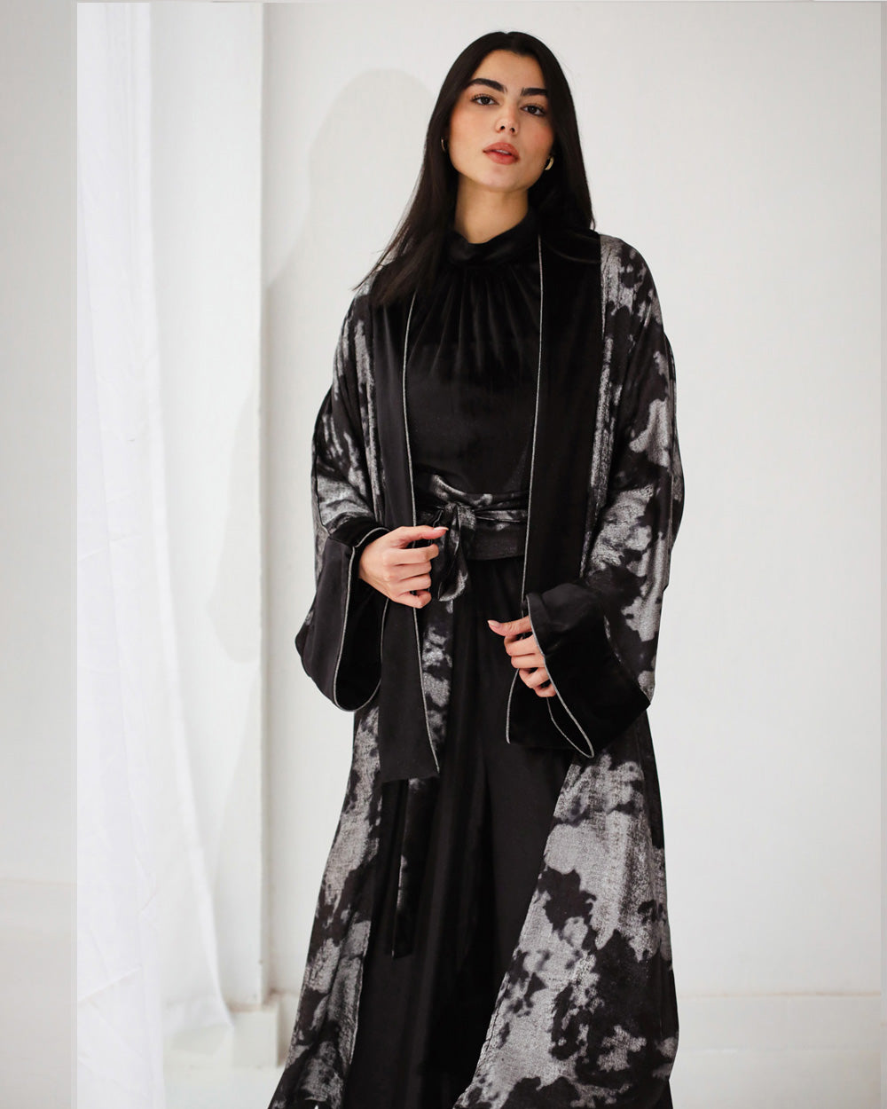 Arabian Shimmer Abaya