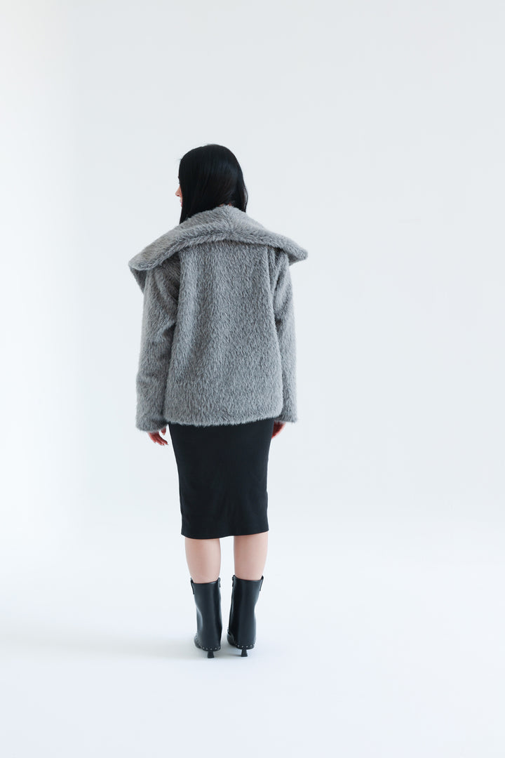 The Fluffy jacket-Grey
