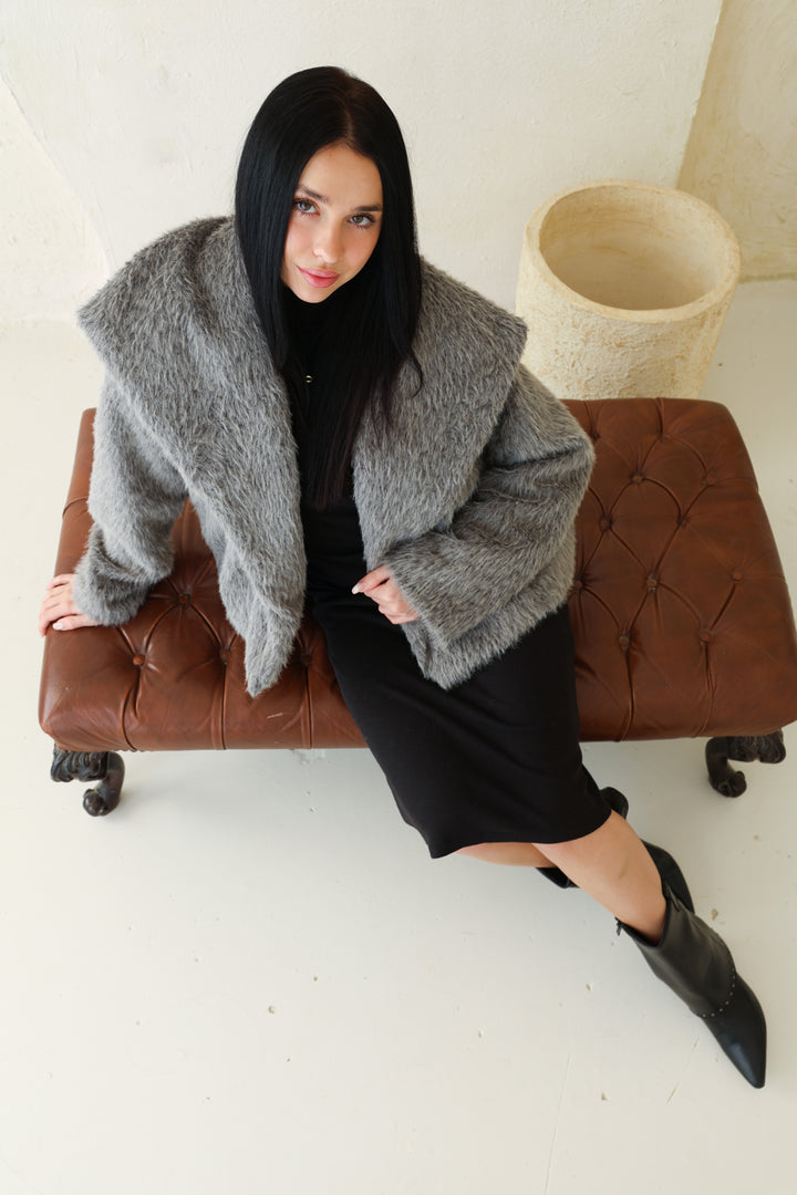 The Fluffy jacket-Grey