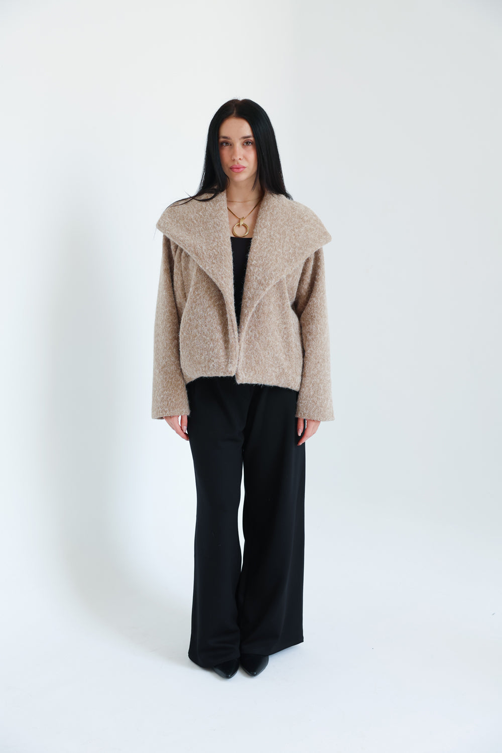 The Fluffy jacket- Tanned Beige