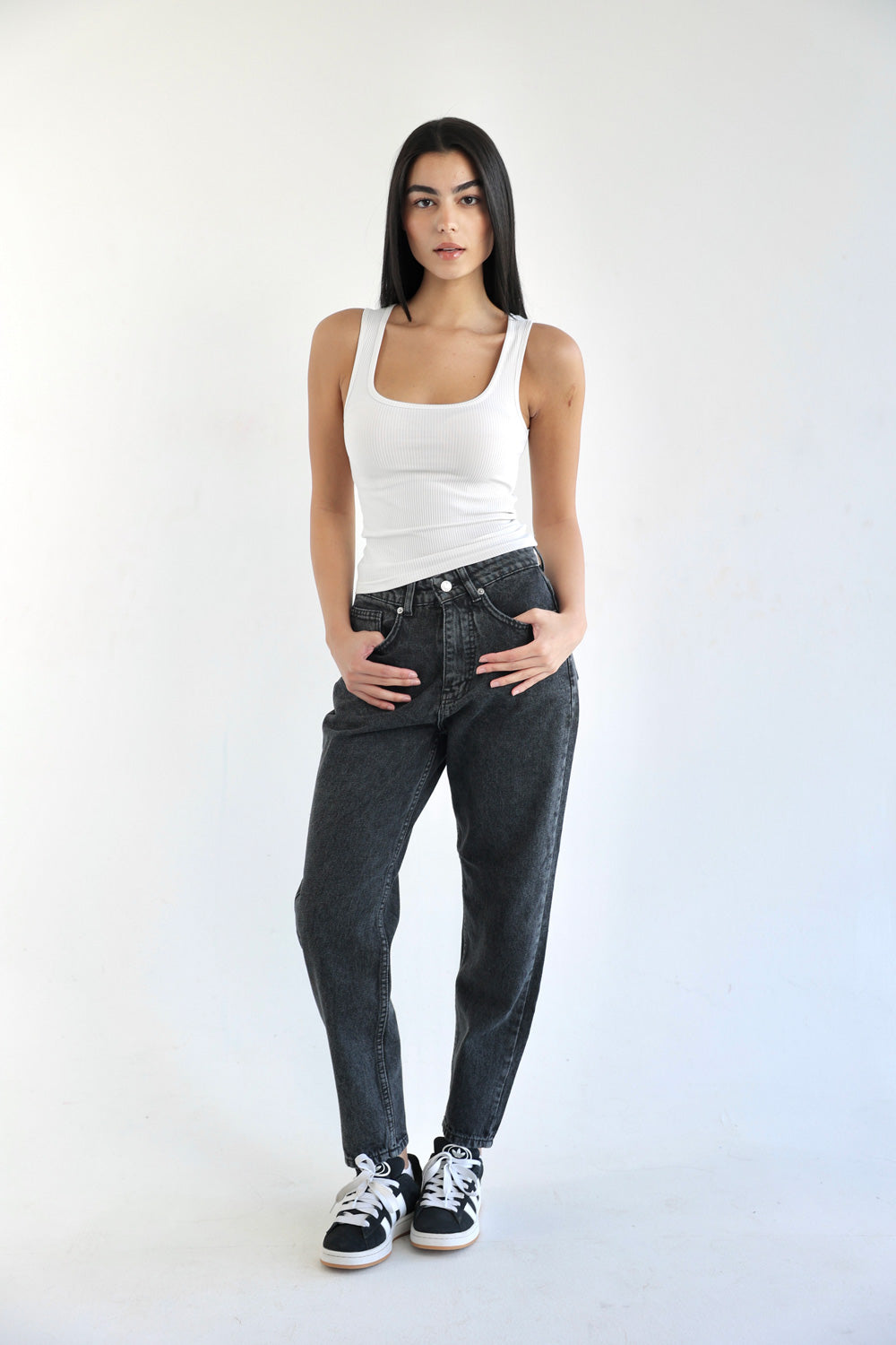 Mom Fit Jeans - Dark Grey