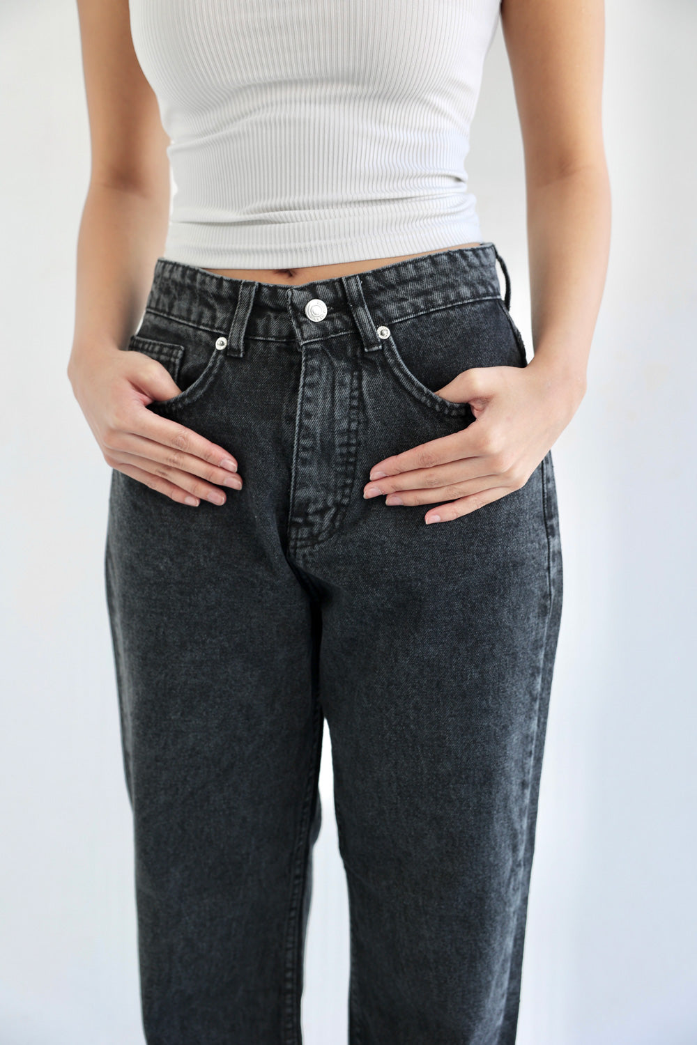 Mom Fit Jeans - Dark Grey