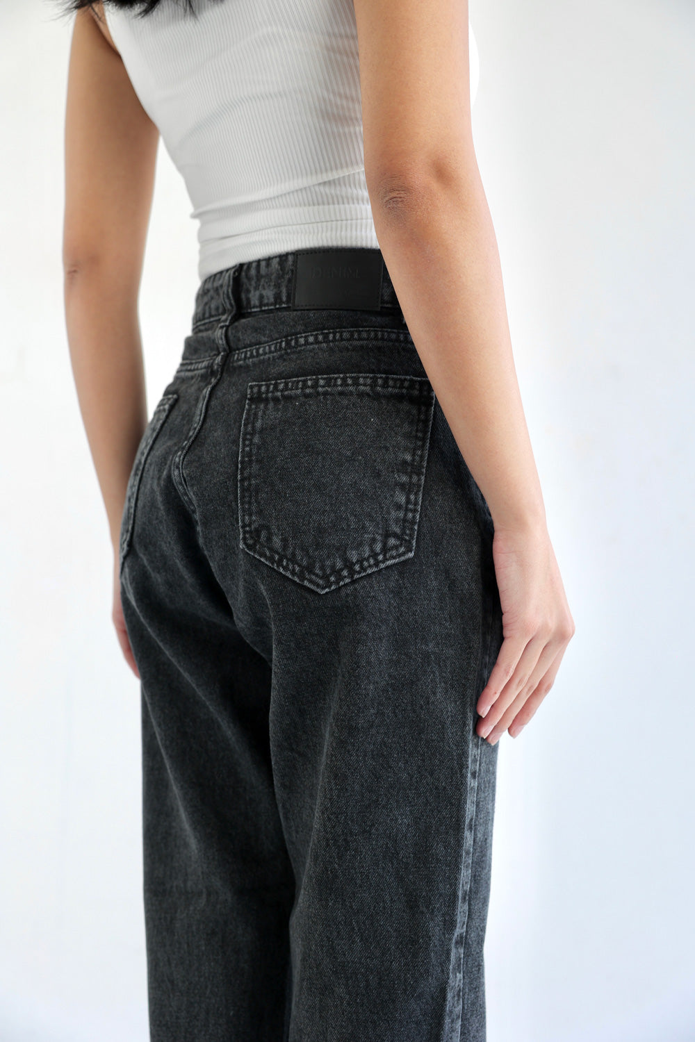 Mom Fit Jeans - Dark Grey