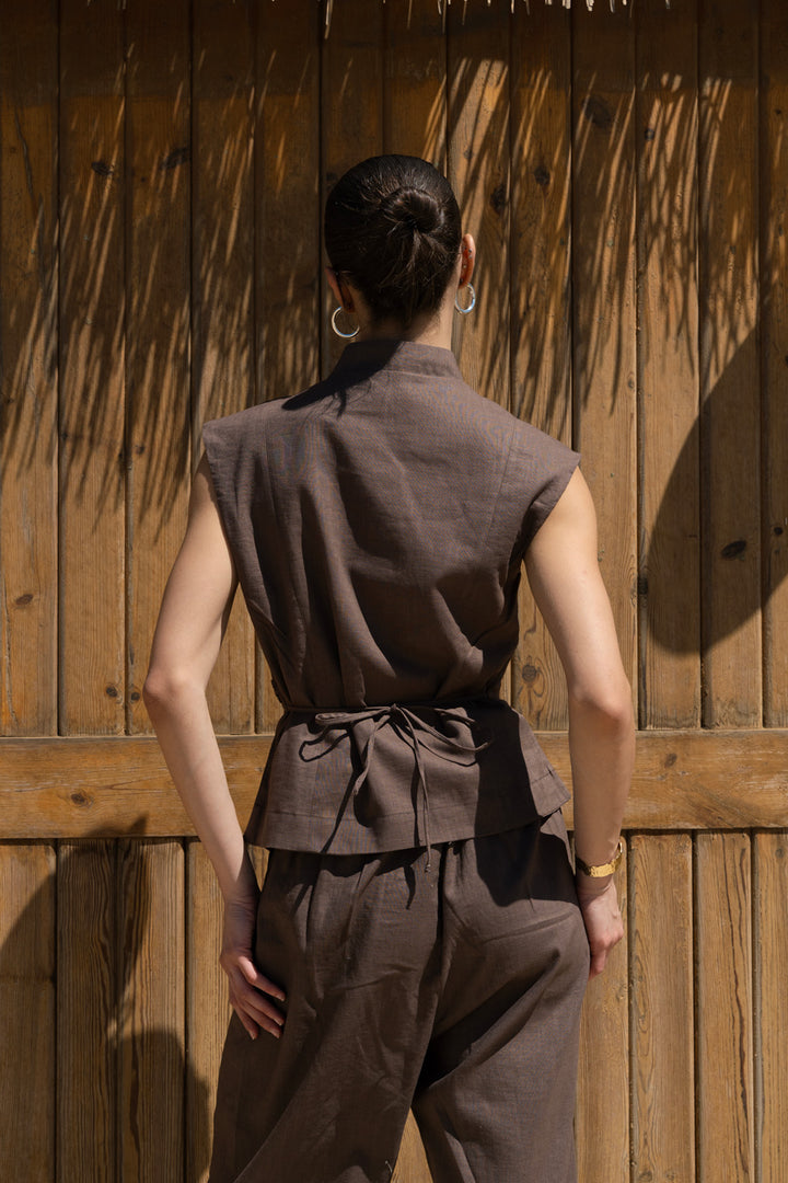 Contour vest - Brown