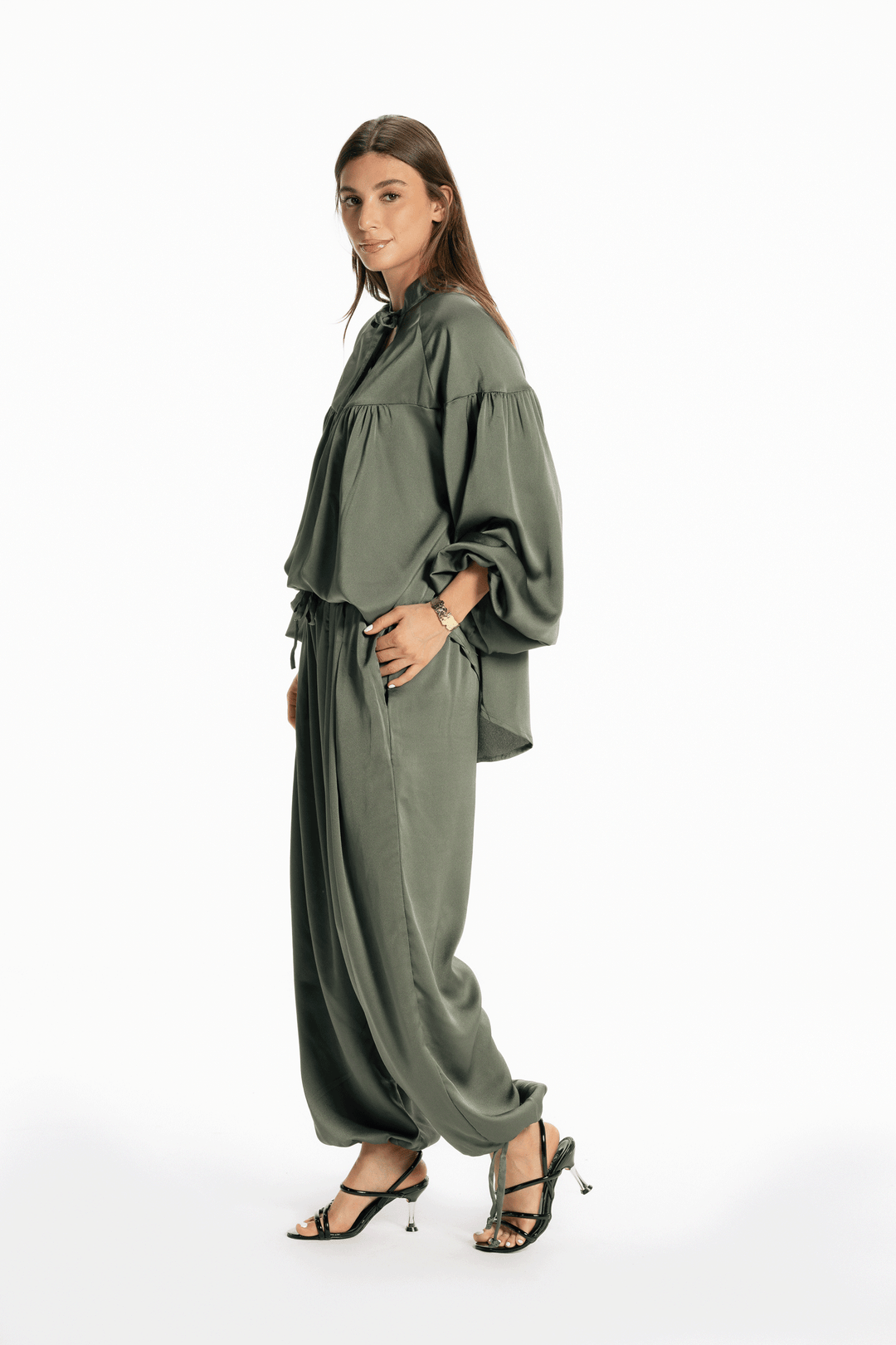 Allure satin set - Olive
