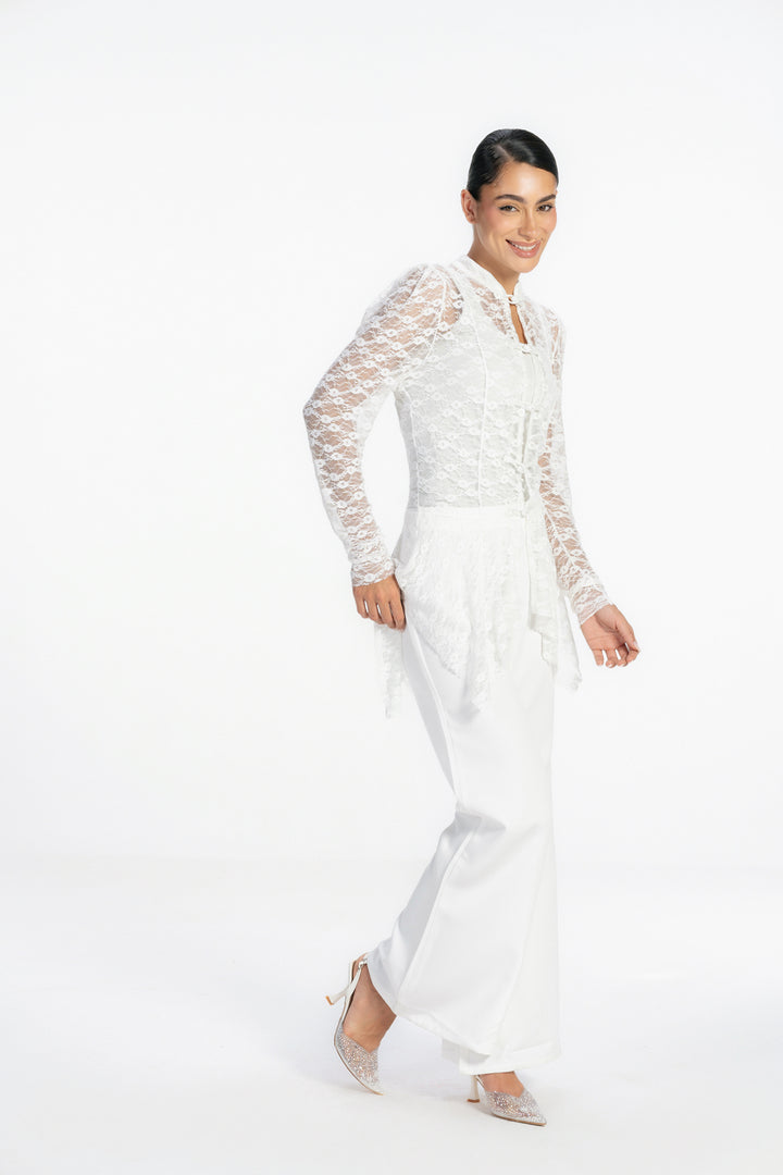 Allure Lace top - White