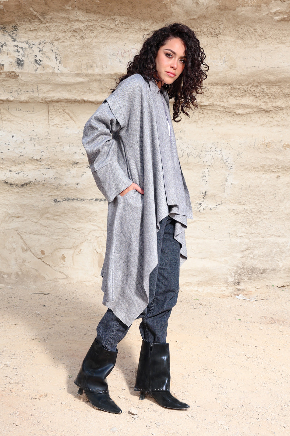 Asymmetric Shimmery Cardigan - Grey