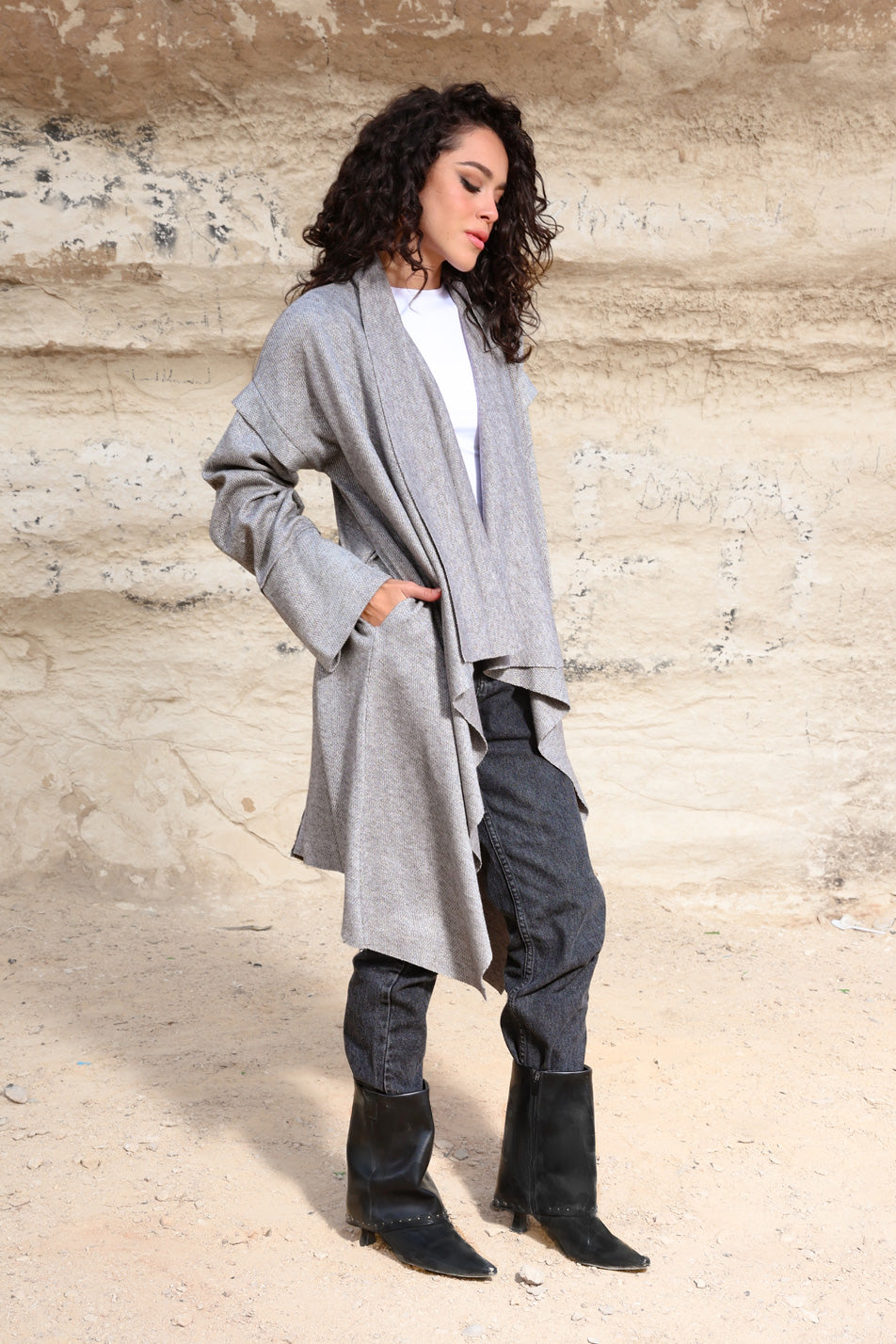 Asymmetric Shimmery Cardigan - Grey