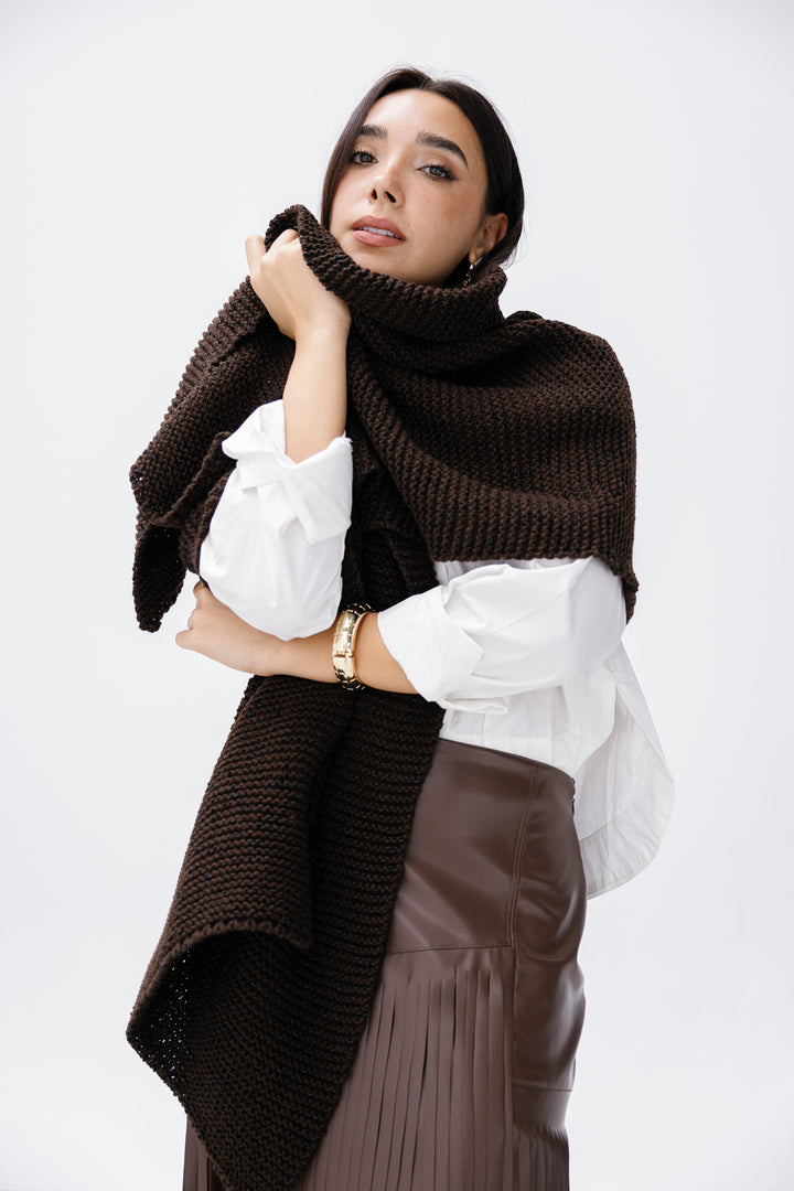 Cozy Knit Scarf - Brown