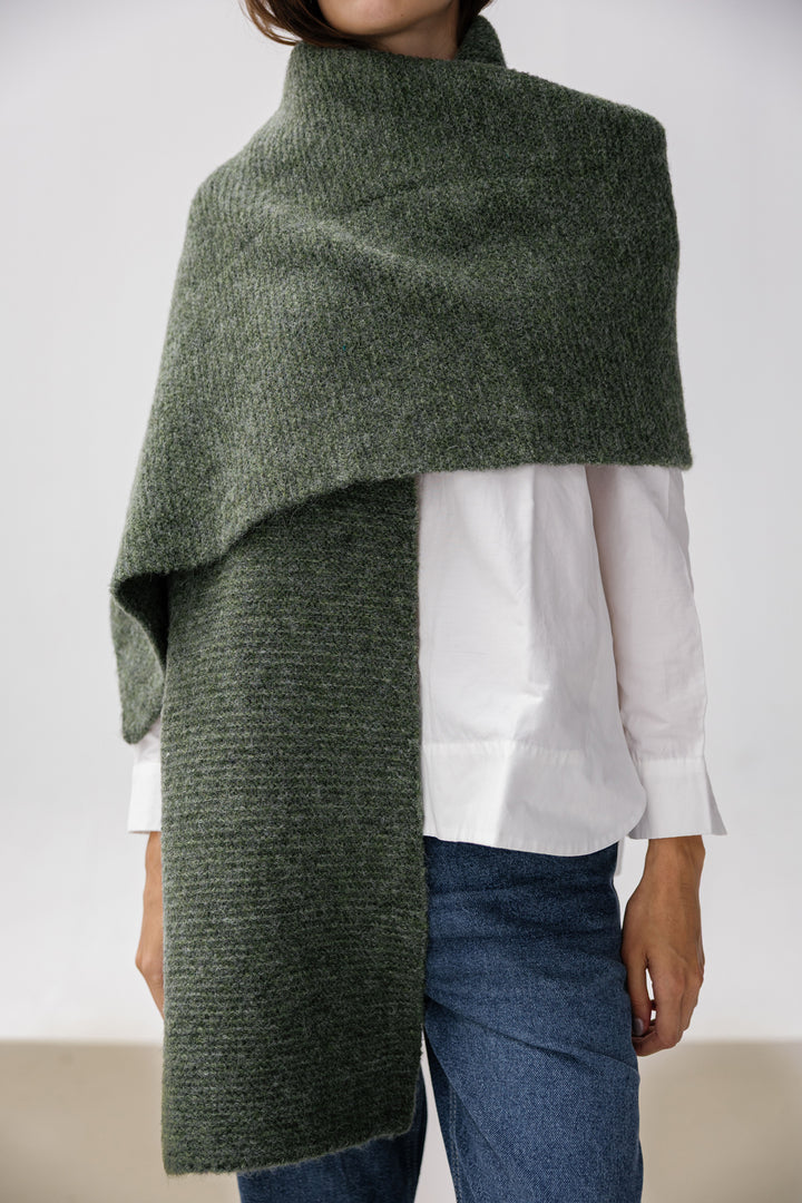 Cozy Knit Scarf - Olive