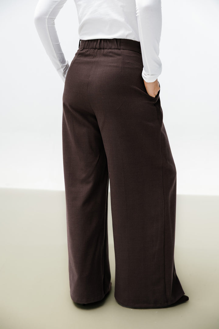 Essential Wool Pants - Brown