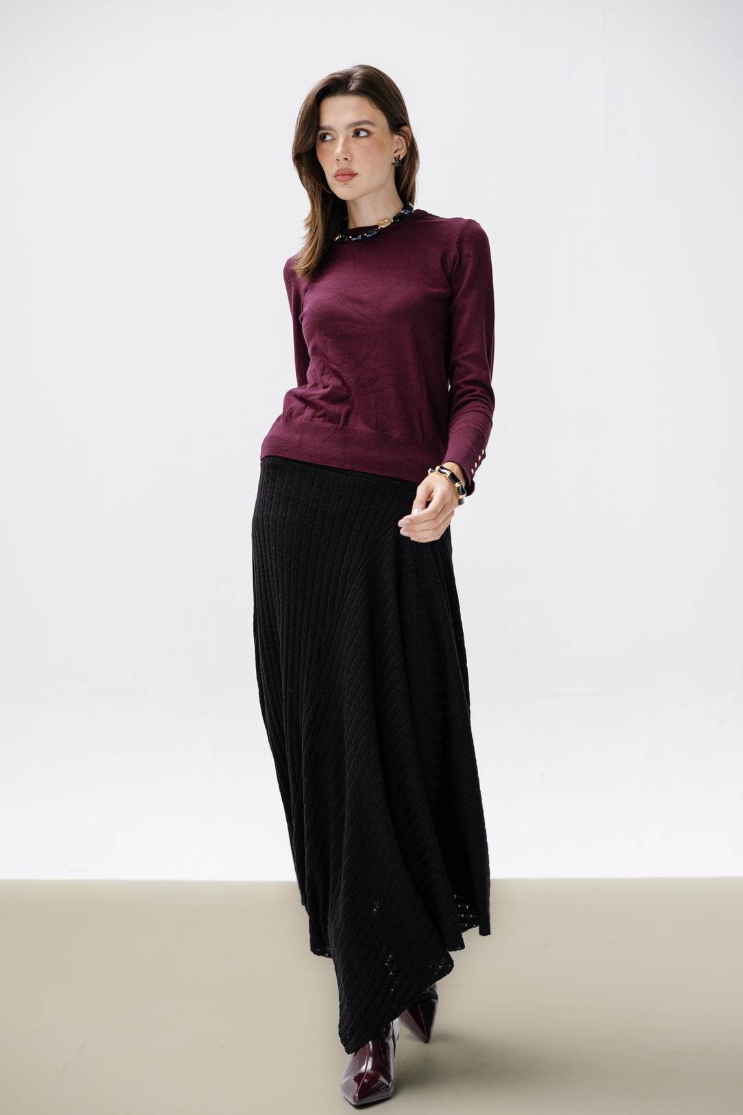 Asymmetric Knitted Skirt - Black